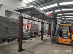 河南新鄉候車亭燈箱第二車發貨