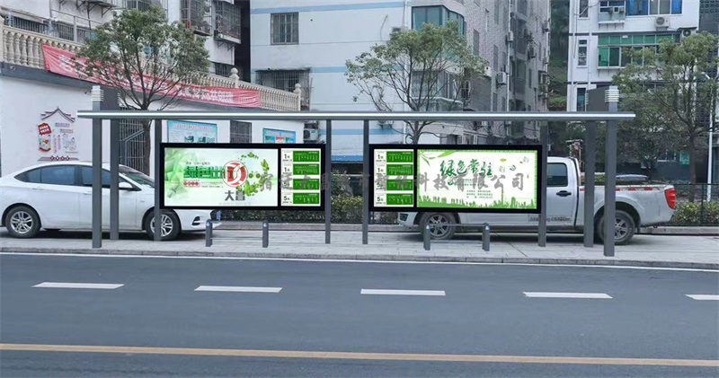 湖北十堰現代公交候車亭發貨